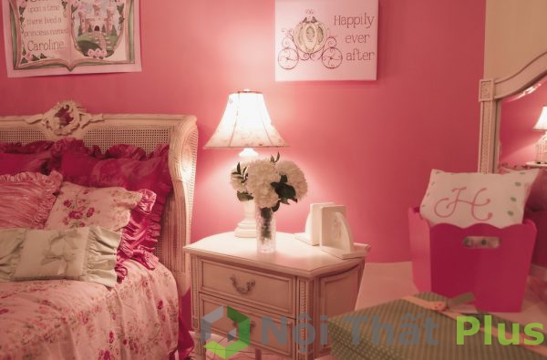 không gian phòng ngủ màu hồng